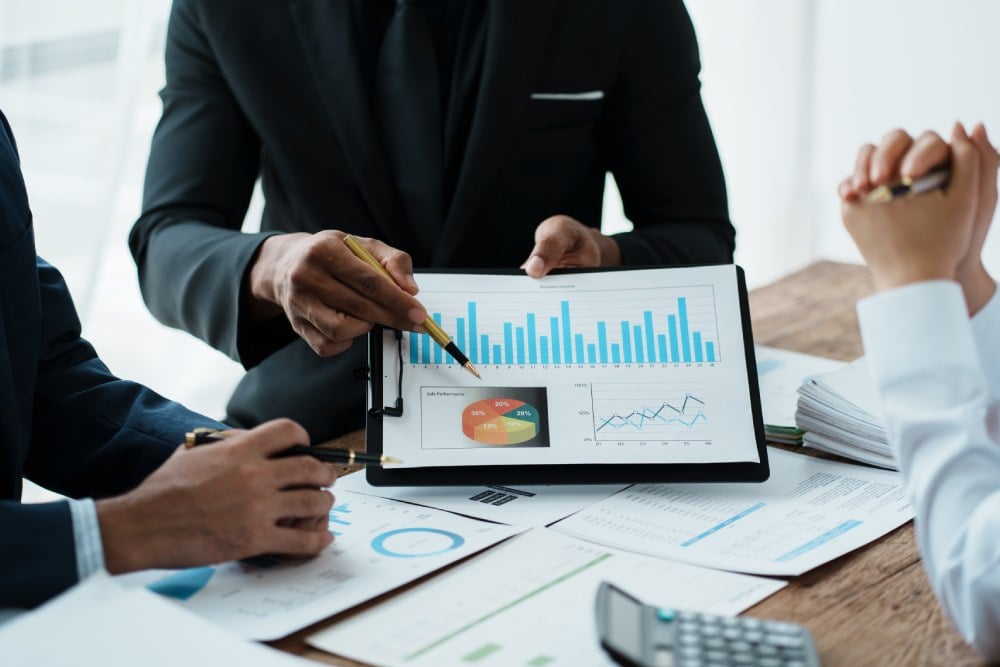 financial services affiliate and performance marketing services (1)