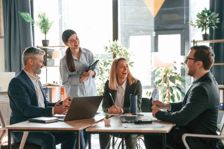 what does an affiliate marketing agency do (1)