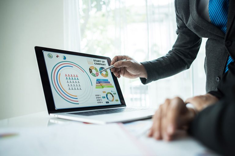 Free Affiliate Tracking Software: 5 Options Reviewed